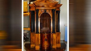 Confessionale Chiesa di Nervesa della Battaglia (TV) Confessionale Chiesa di Nervesa della Battaglia