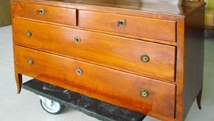 Comò prima del restauro